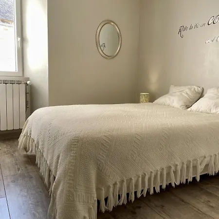 La Sebaline Semesterbostad Connac
